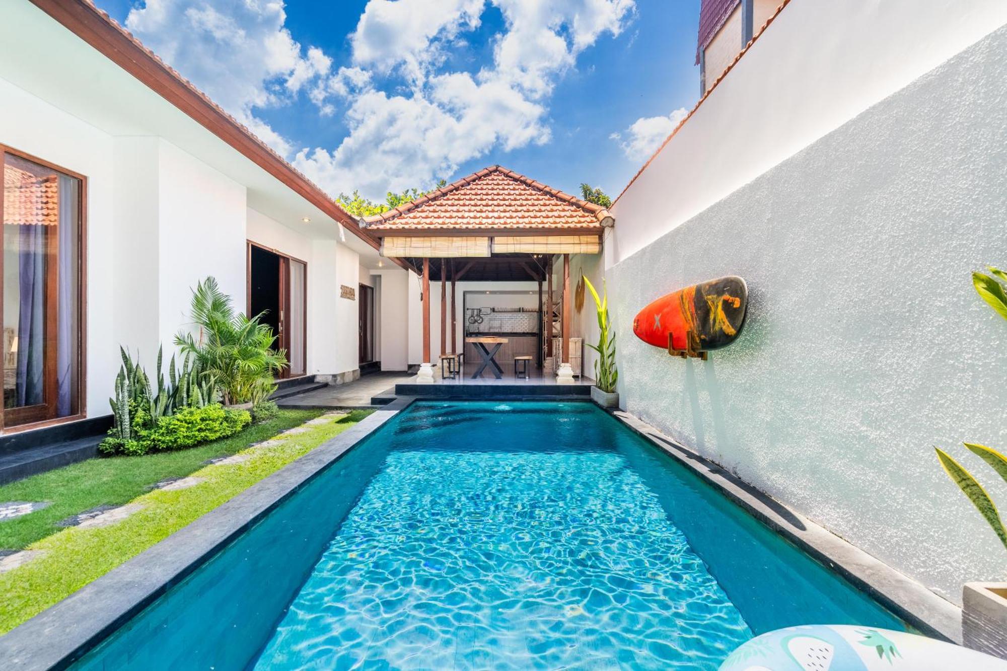 4-Bedroom Pool Villa Near Seminyak Center Ngoại thất bức ảnh