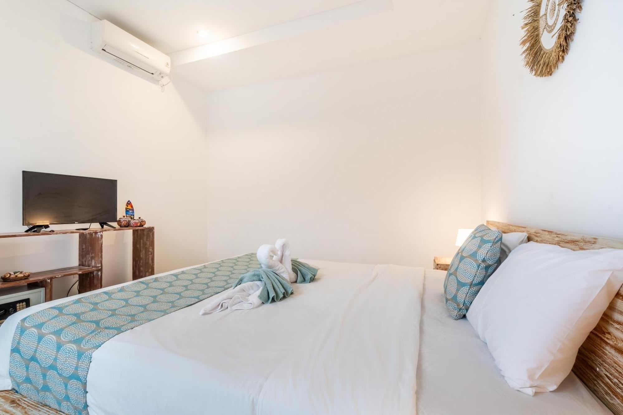 4-Bedroom Pool Villa Near Seminyak Center Ngoại thất bức ảnh